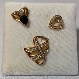 New Fifth Ave Gold Pendant Set. Genuine Austrian Crystal. Heart. Lead free